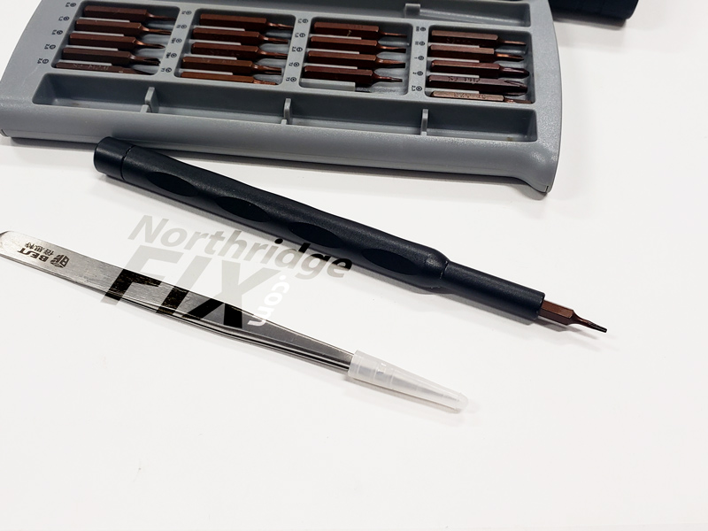 22in1_screwdriver_set_for_electronics_phone_repair_with_tweezer6-1.jpg